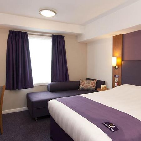 Premier Inn Leamington Spa Town Centre Εξωτερικό φωτογραφία